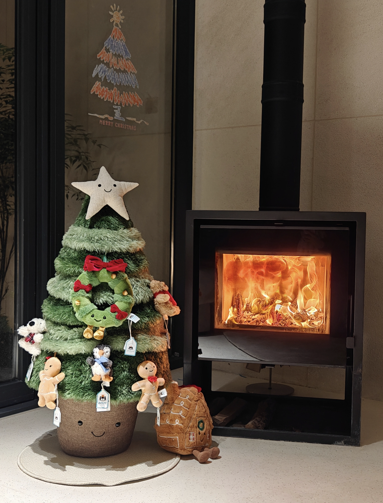 海外おもちゃと世界地図をイメージしたビジュアル